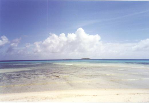 [Roi: SE corner looking SE toward Gagan Island]